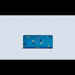 Coach Zip Around Accordion Wallet Floral Bow Design.